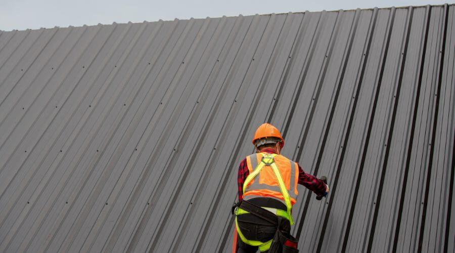 Professional metal roof installation services in Hawthorne, CA